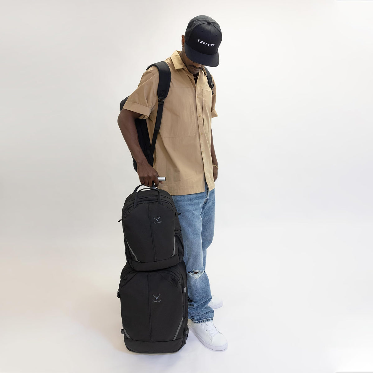 Rolling Backpack with Wheels 43L 17 inches Laptop Jet Black 6PC Packing Cubes U827108