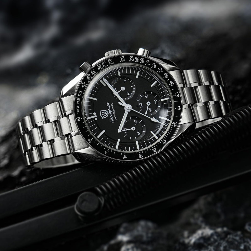 39mm Chronograph Watch V44850