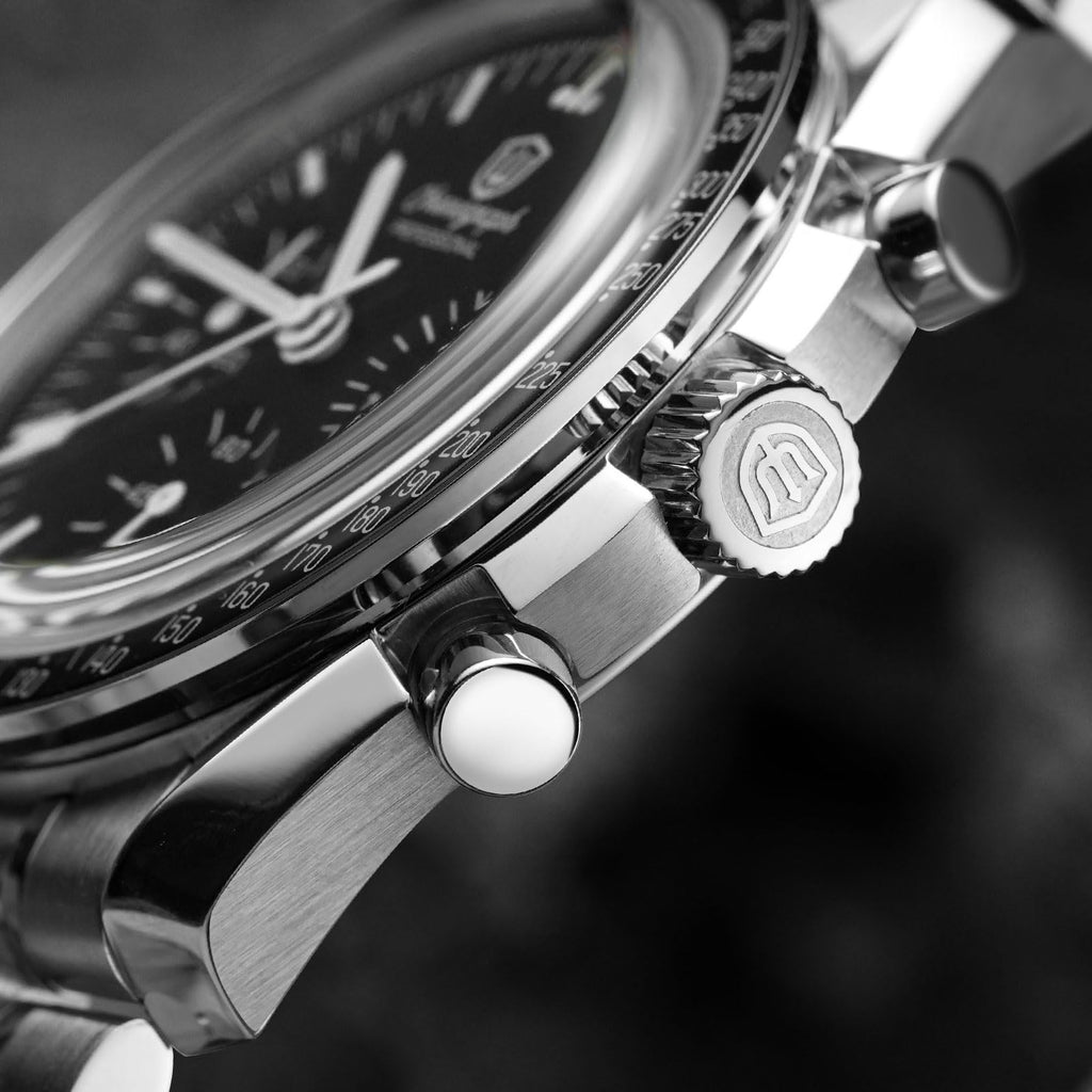 39mm Chronograph Watch V44850